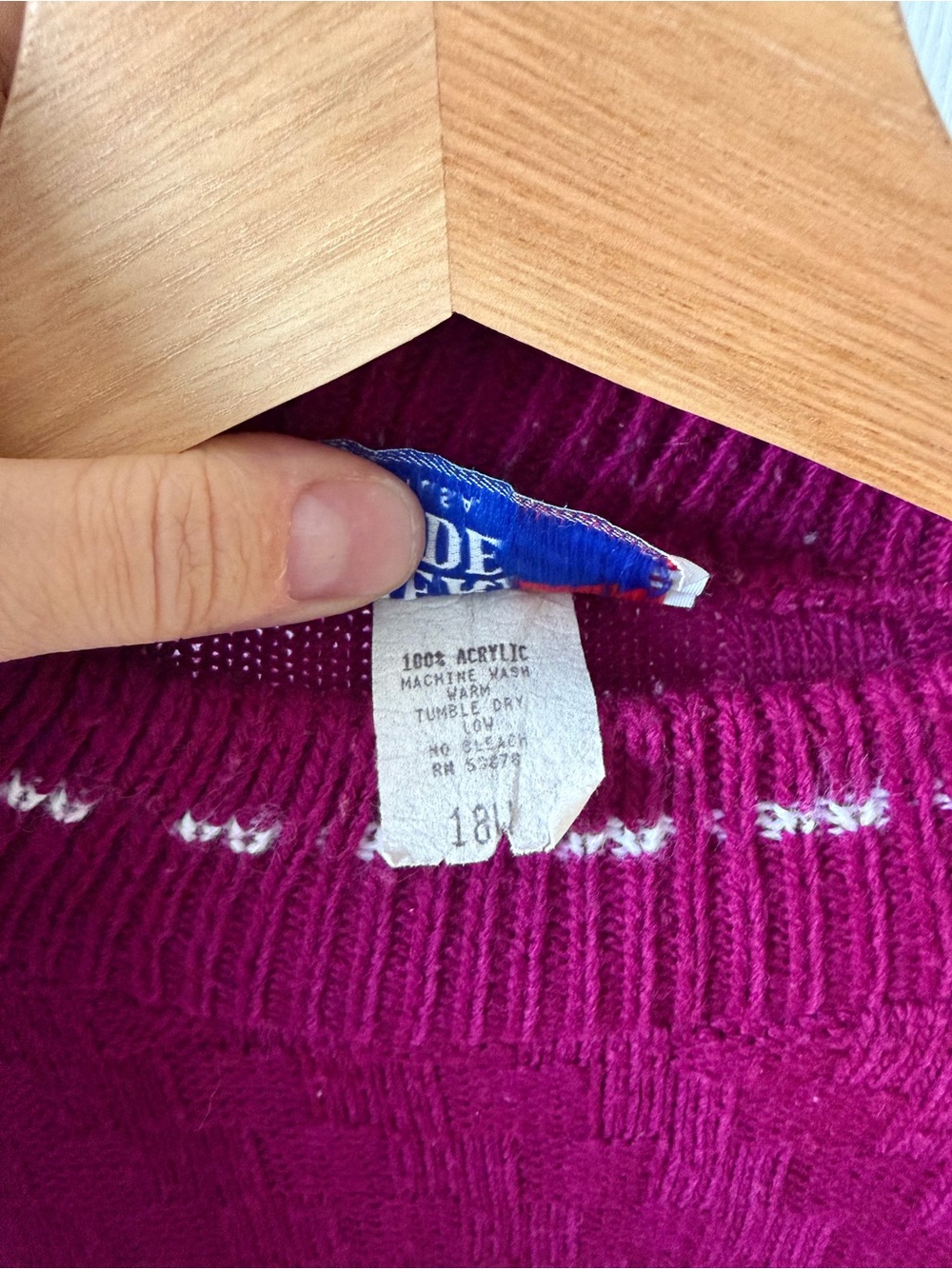 American Pride Vintage Berry Fair Isle Cottagecore Sweater M - Picture 4 of 4